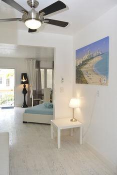 Art Deco Ocean Walk Apartments ميامي بيتش المظهر الخارجي الصورة